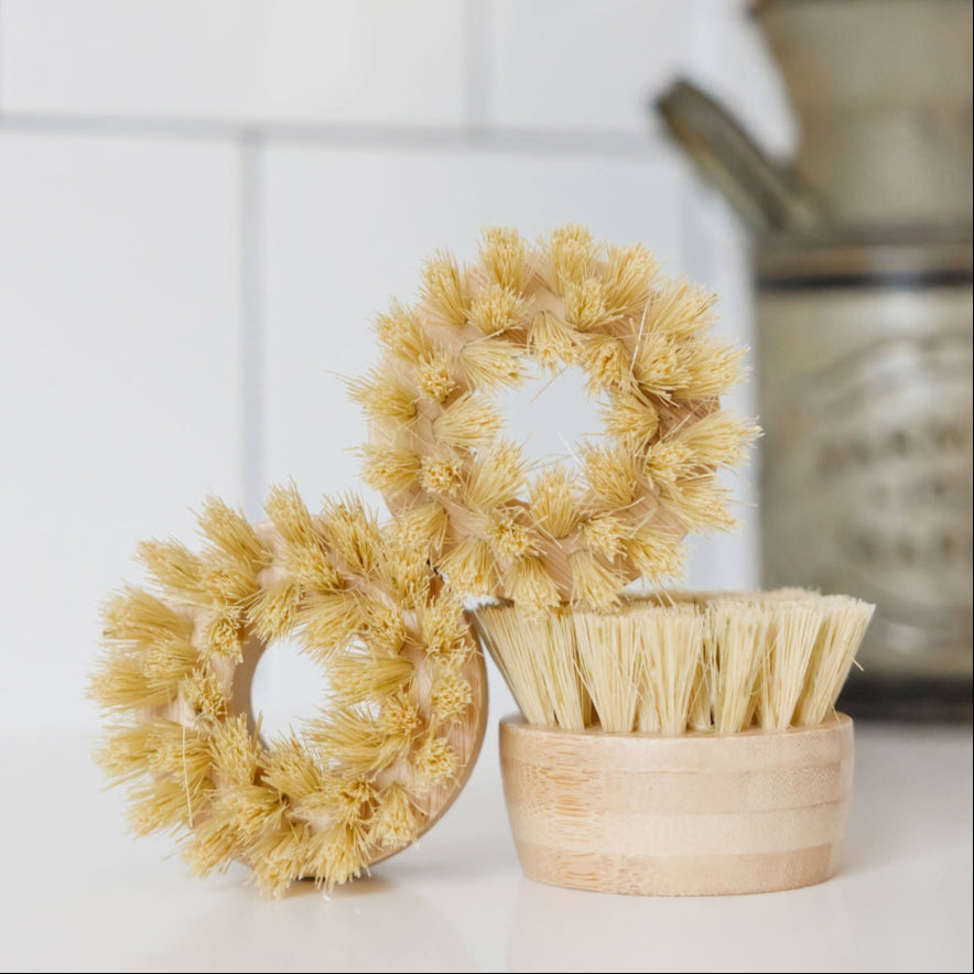 'Nellie's' Dish Stick