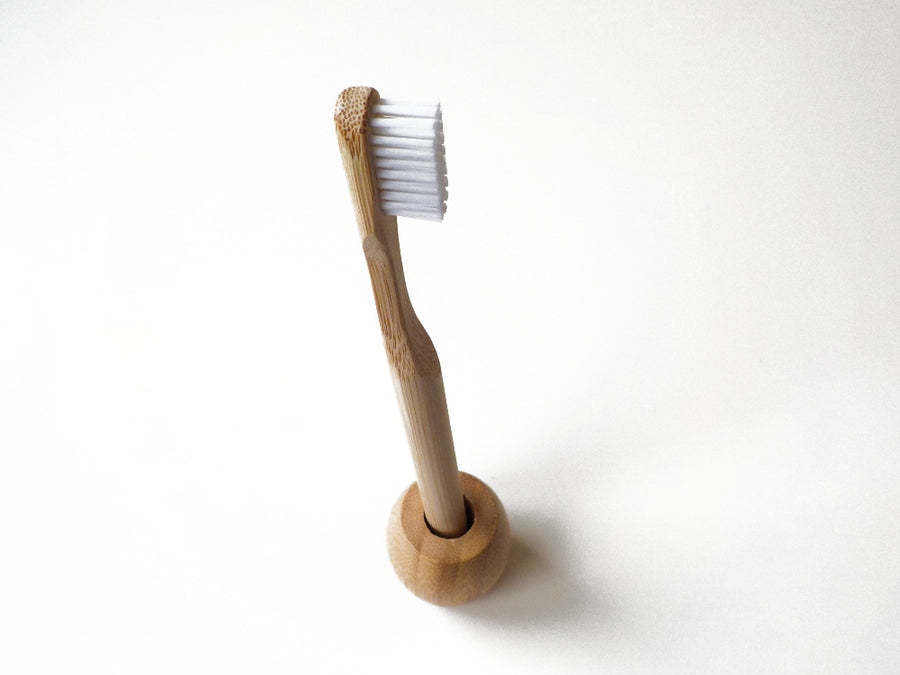 'Bamboo Switch' Toothbrush Stand